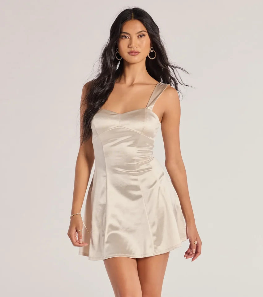 Chic Darling Sweetheart Satin Skater Dress