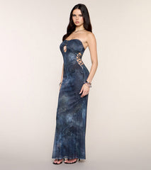 Striking Lattice Side Mesh Maxi Dress